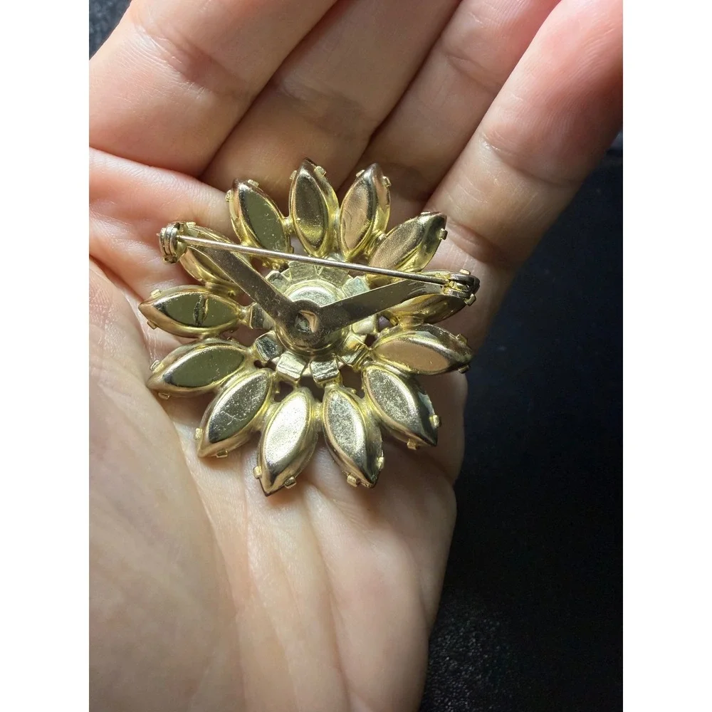 Vintage Purple Sunburst Rhinestone Brooch Pendant Gold Tone Floral Pin AB Stone